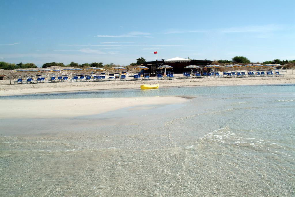 Hyencos Hotel Callyon Torre San Giovanni Ugento Exteriör bild